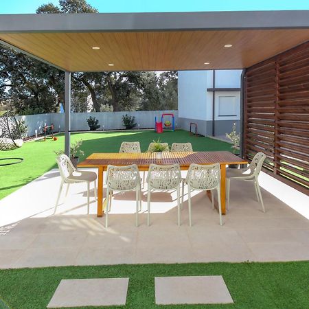 Modern Apartment With Garden Fátima Dış mekan fotoğraf