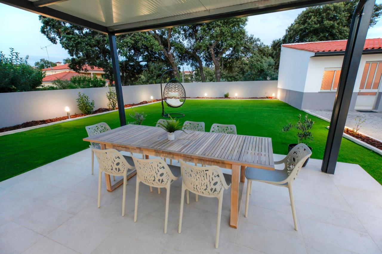 Modern Apartment With Garden Fátima Dış mekan fotoğraf